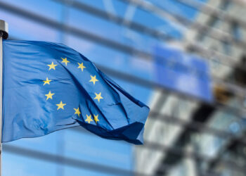 União Europeia discute este mês proibição de vistos para todos os russos