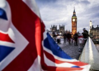 Vistos para imigrantes caem 85% no Reino Unido após Brexit