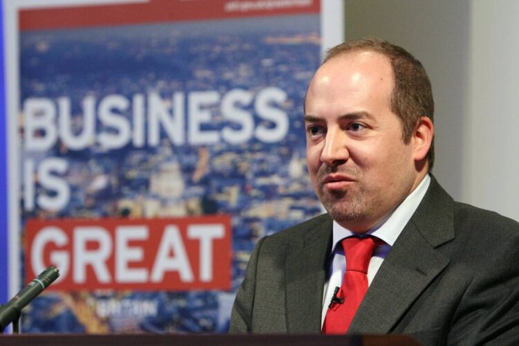 Antigo ministro defende "prudência" e regresso a reformas 11 Antigo ministro defende "prudência" e regresso a reformas