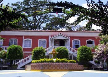 Festa da Primavera na Casa da Madeira de São Paulo