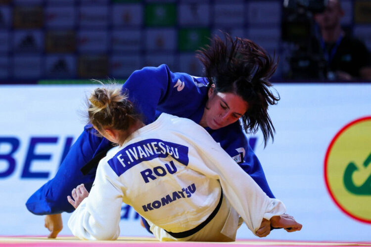 Judoca portuguesa conquista medalha de bronze nos Mundiais 11 binary comment