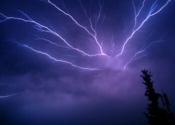 Moçambique. Tempestade corta energia a cinco mil pessoas