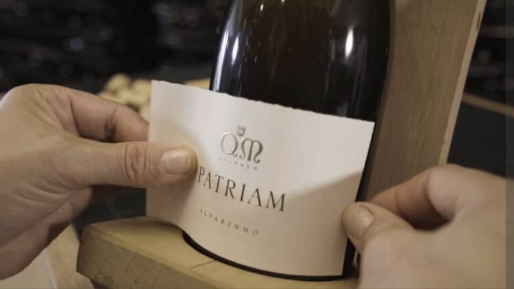 530 produtores de Melgaço representados num vinho exclusivo 11 530 produtores de Melgaço representados num vinho exclusivo