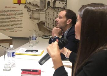 Luxemburgo. Sessão de informação sobre direito de voto dos residentes estrangeiros