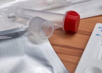 Macau. Milhares obrigados a testes à COVID-19 após caso detetado em cidade vizinha