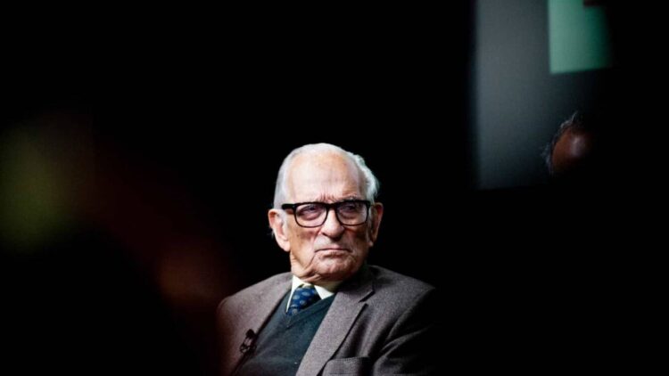 Cerimónias fúnebres de Adriano Moreira começam no Mosteiro dos Jerónimos 11 Cerimónias fúnebres de Adriano Moreira começam no Mosteiro dos Jerónimos