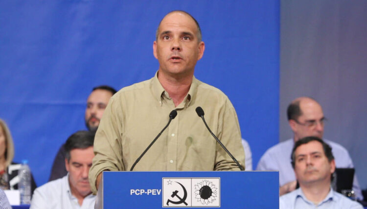 Paulo Raimundo sucede a Jerónimo de Sousa como secretário-geral do PCP