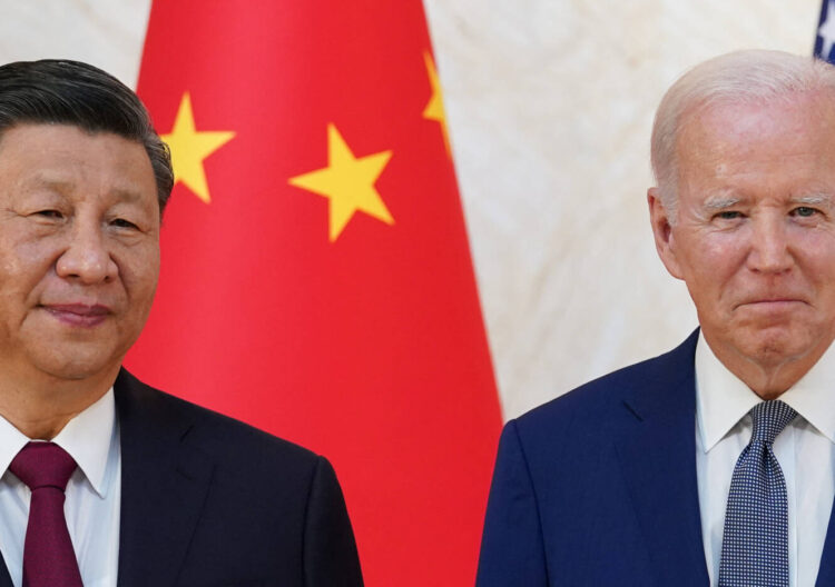 Estados Unidos e China relançam cooperação bilateral 11 U.S. President Joe Biden meets with Chinese President Xi Jinping on the sidelines of the G20 leaders' summit in Bali, Indonesia, November 14, 2022. REUTERS/Kevin Lamarque