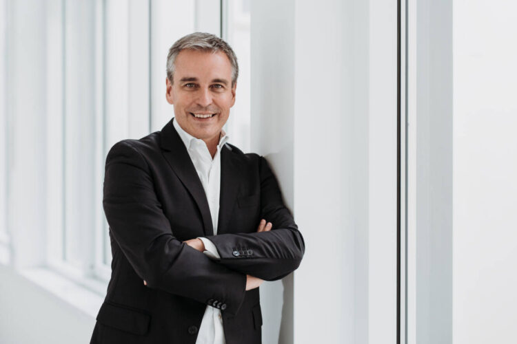 Luxemburgo e Portugal lado a lado para facilitar a vida à comunidade portuguesa 11 Luxemburgo e Portugal lado a lado para facilitar a vida à comunidade portuguesa