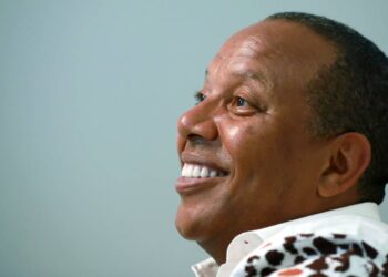 São Tomé. PM diz que o Governo está pronto para "muito trabalho e soluções" dos problemas do país