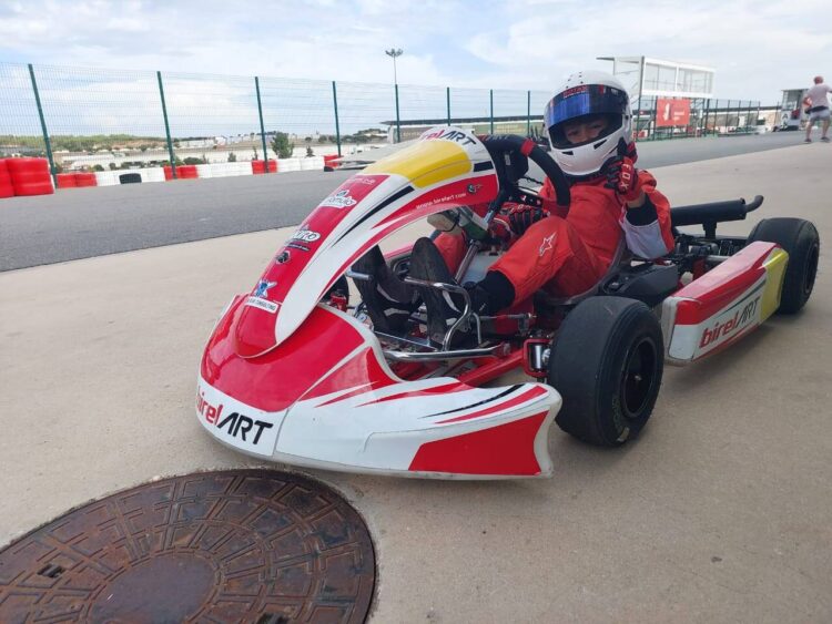 Jovem piloto lusodescendente brilha no Karting da África do Sul 11 Portuguese Forum