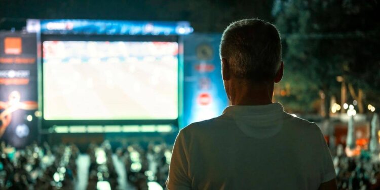 Autarquias “apagam” ecrãs gigantes para os jogos do Mundial de futebol 11 Autarquias “apagam” ecrãs gigantes para os jogos do Mundial de futebol