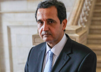 Comunidades querem mais atenção do Estado português aos problemas dos emigrantes