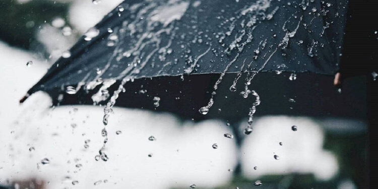 Mau tempo coloca Portugal em alerta laranja e amarelo até sexta-feira 11 Mau tempo