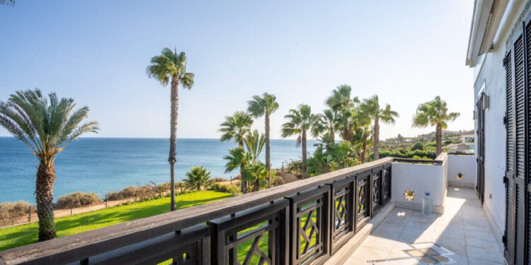 INE - Análise da população estrangeira residente em Portugal 11 ine