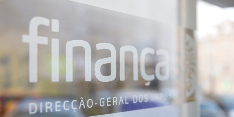 Expatriados portugueses já não precisam de representante fiscal 11 finanças