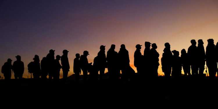 Dia Internacional dos Migrantes sob o lema da reflexão e inclusão 11 MIGRANTES