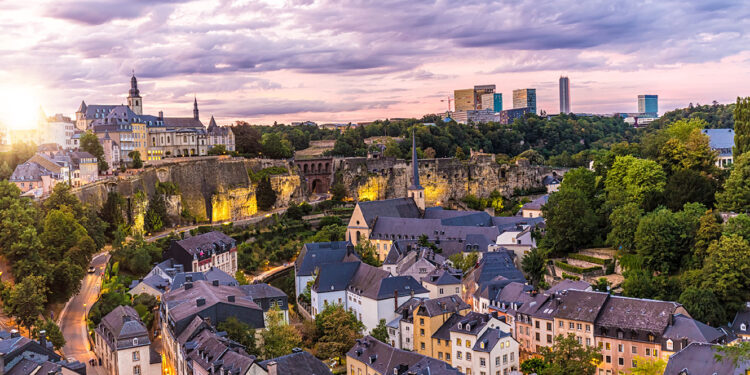 Luxemburgo tem o salário médio bruto anual mais elevado da UE 11 LUXEMBURGO