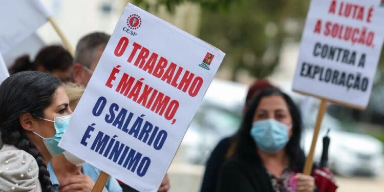 Salário médio em Portugal não chega aos 20 mil euros por ano 11 salários