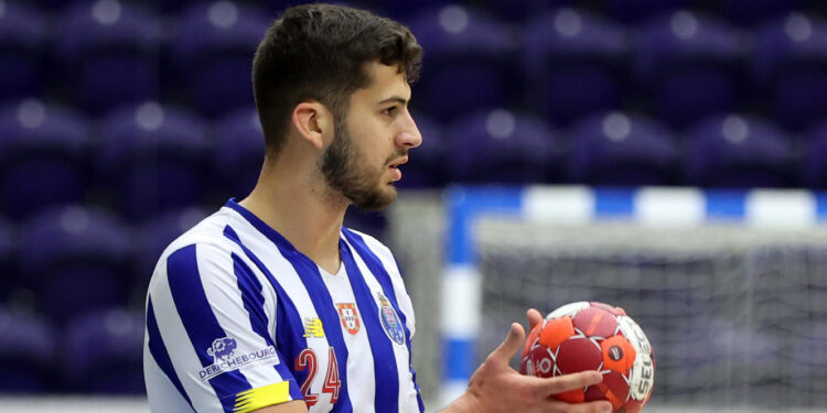 FC Porto denuncia arbitragens e ameaça deixar de investir no andebol 11 FC PORTO