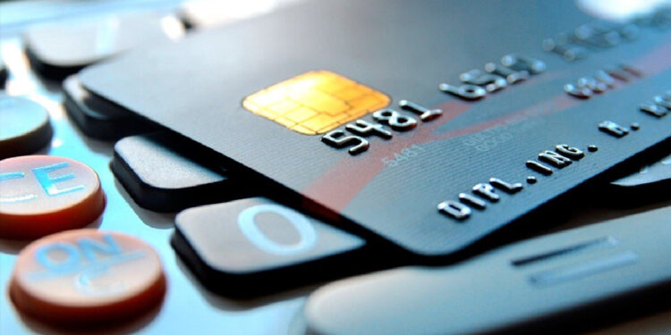 Que banco cobra mais nas transferências imediatas e MBWay? Vai poder verificar no Comparador de Comissões do Banco de Portugal 11 contas bancárias