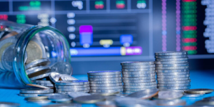 Taxas Euribor invertem tendência e caem a três, seis e 12 meses 11 Taxas Euribor