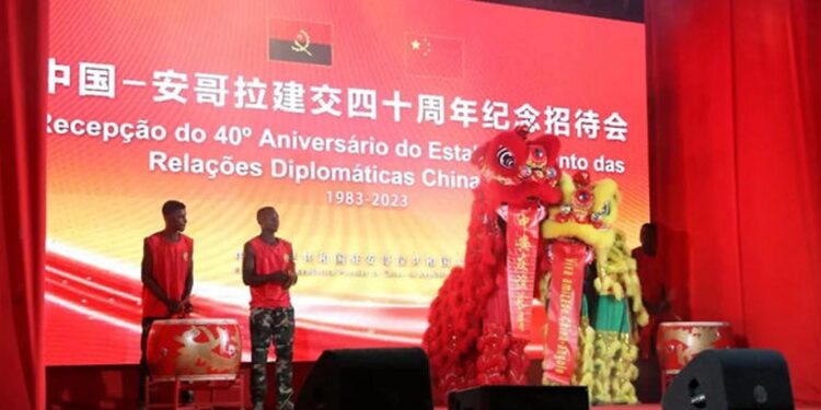 Angola. Embaixada da China