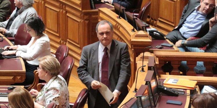 PS abandona promessa de voto eletrónico no Conselho das Comunidades Portuguesas 11 Conselho das Comunidades Portuguesas