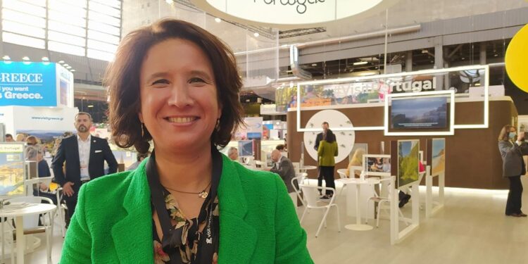 Ex-secretária de Estado do Turismo Rita Marques considera "legítimo" passar a gerir uma empresa à qual concedeu benefícios 11 Ex-secretária de Estado do Turismo Rita Marques