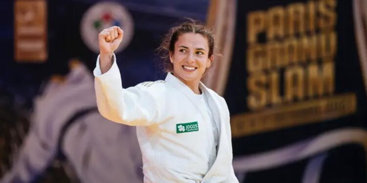 Judo. Bárbara Timo conquista medalha de ouro 11 Judo. Bárbara Timo