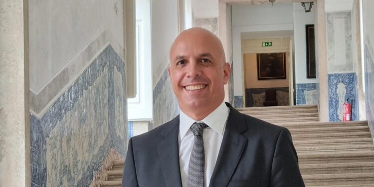 Paulo Cafôfo, Secretário de Estado das Comunidades Portuguesas, investigado em caso de corrupção 11 Paulo Cafôfo, Secretário de Estado das Comunidades Portuguesas