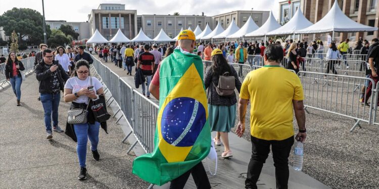 População estrangeira em Portugal aumentou em 2022 11 estrangeiros em Portugal brasileiros