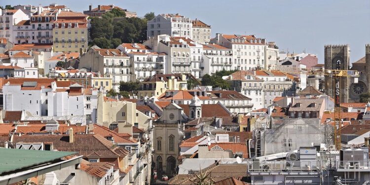 Prestação da casa sobe em janeiro nos contratos com Euribor a três, seis e 12 meses 11 lisboa se portugal