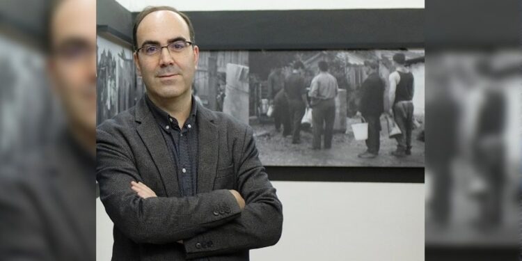 Daniel Bastos apresenta livro sobre as comunidades portuguesas no Festival das Migrações no Luxemburgo 11 Crónicas - Comunidades, Emigração e Lusofonia