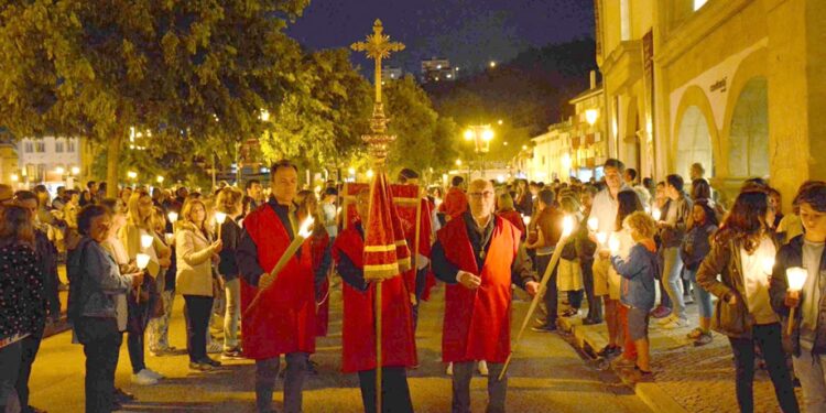 A Câmara de Alenquer aprovou candidatar as suas Festas do Espírito Santo a Património Cultural Imaterial Nacional 11 Festas do Espírito Santo