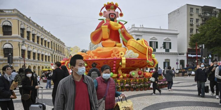 Macau. Controlar o êxodo português 11 Macau. Controlar o êxodo português