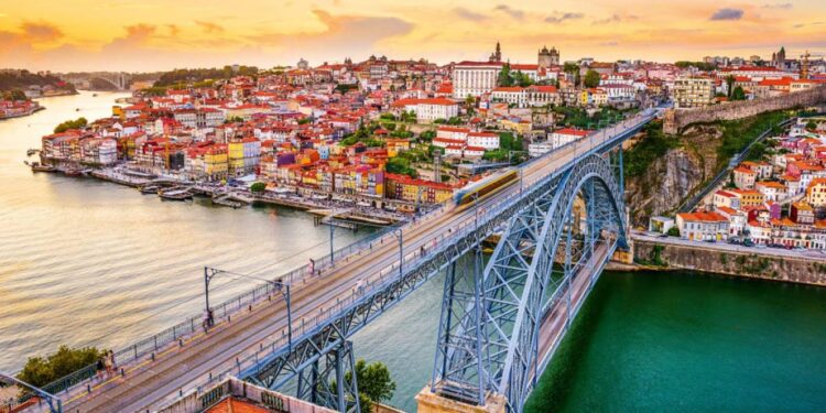 Organização Mundial da Saúde vai abrir centro de excelência em Portugal 11 Porto Portugal