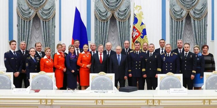 A União Europeia (UE) incluiu a Rússia, pela primeira vez na sua lista negra de paraísos fiscais 11 Rússia