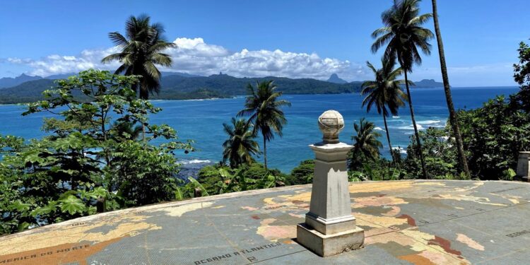 São Tomé e Príncipe. Futura presidência da CPLP, perspetivas de cooperação e diálogo político de alto nível marcam deslocação do MNE Gomes Cravinho 11 São Tomé e Príncipe