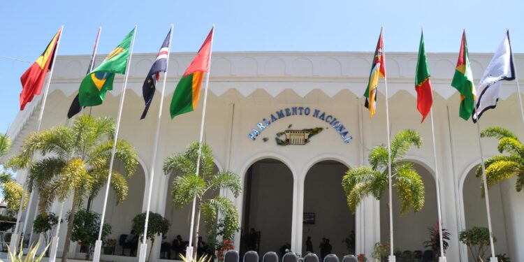 Timor-Leste. Parlamento timorense aprova primeira lei para proteção de crianças e jovens 11 Timor-Leste. Parlamento timorense