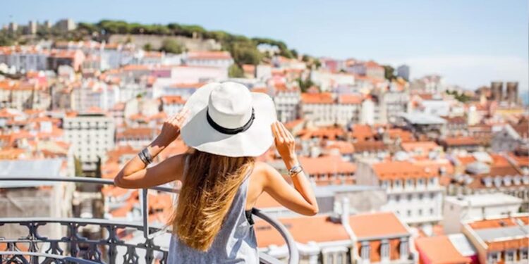 Proveitos do alojamento turístico em Portugal mais do que duplicaram em 2022 – INE 11 alojamento turístico