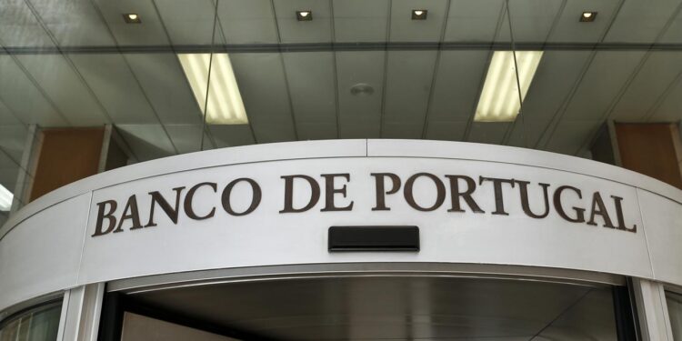 Remessas dos emigrantes batem recorde em 2022 11 banco de portugal