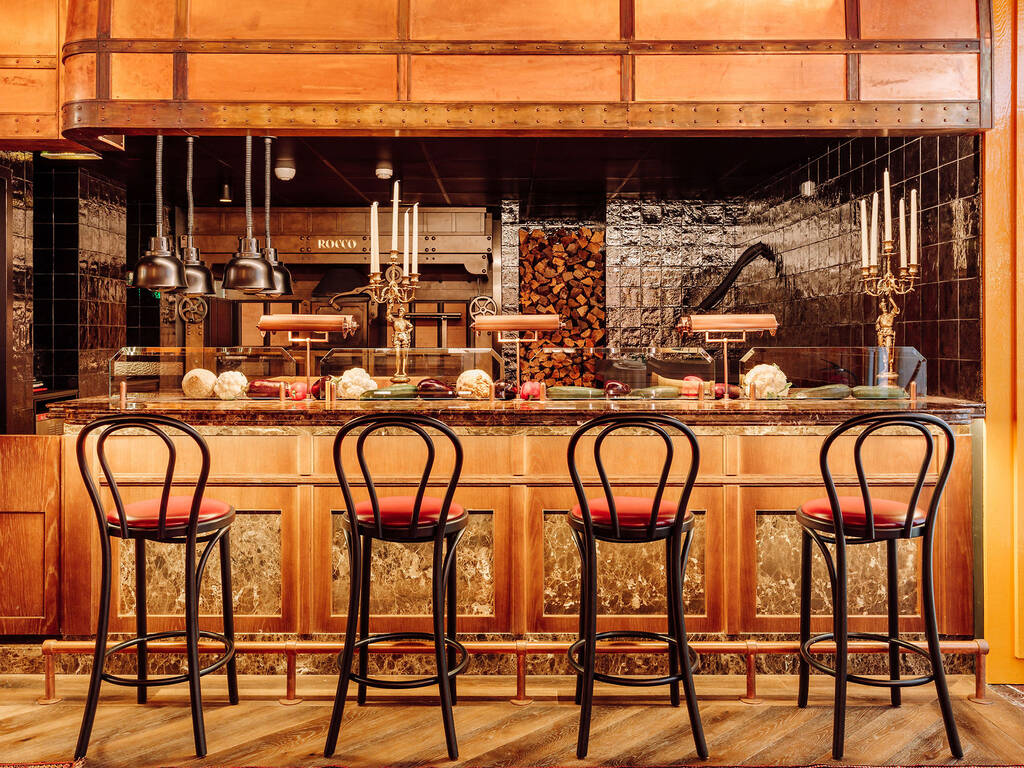 “All you need is love” e uma refeição romântica para celebrar o Dia dos Namorados em Lisboa 22 “All you need is love” e uma refeição romântica para celebrar o Dia dos Namorados em Lisboa