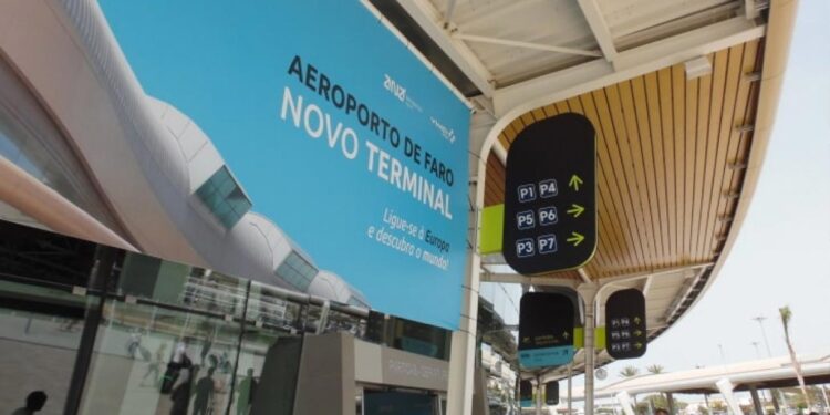 Aeroporto de Faro vai ter 18 novas rotas e seis novos destinos no verão 11 Aeroporto de Faro