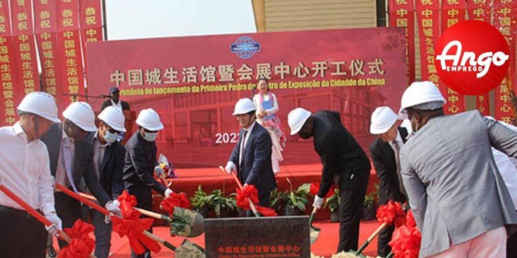 Angola. Centro comercial construído por empresários chineses ajuda a promover desenvolvimento local 11 Angola centro comercial