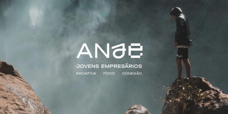 A lusofonia como linha condutora de negócios 11 Associação de Jovens Empresários Portugal-China