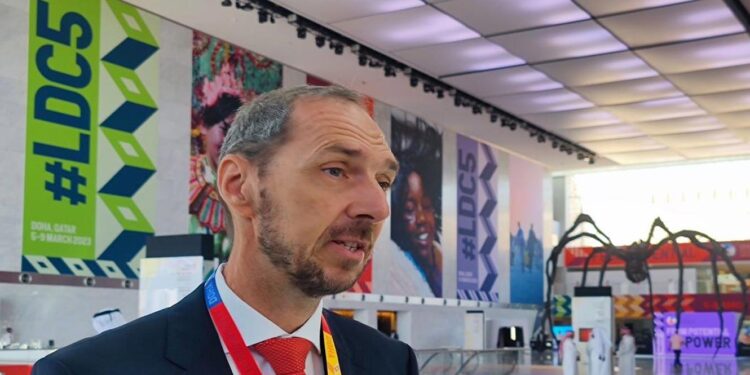 São Tomé e Príncipe. Setor privado mostra “mudança real” 11 Eric Overvest