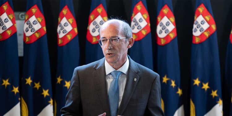 João Bruto da Costa