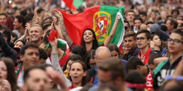 Luxemburgo. Portugueses pouco interessados na política local 11 Luxemburgo. Portugueses