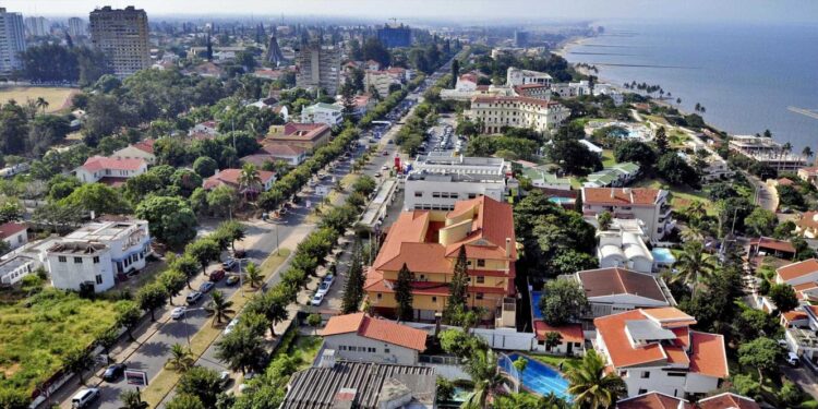 Moçambique. Várias pessoas burladas em Maputo por promessas de juros astronómicos 11 Moçambique